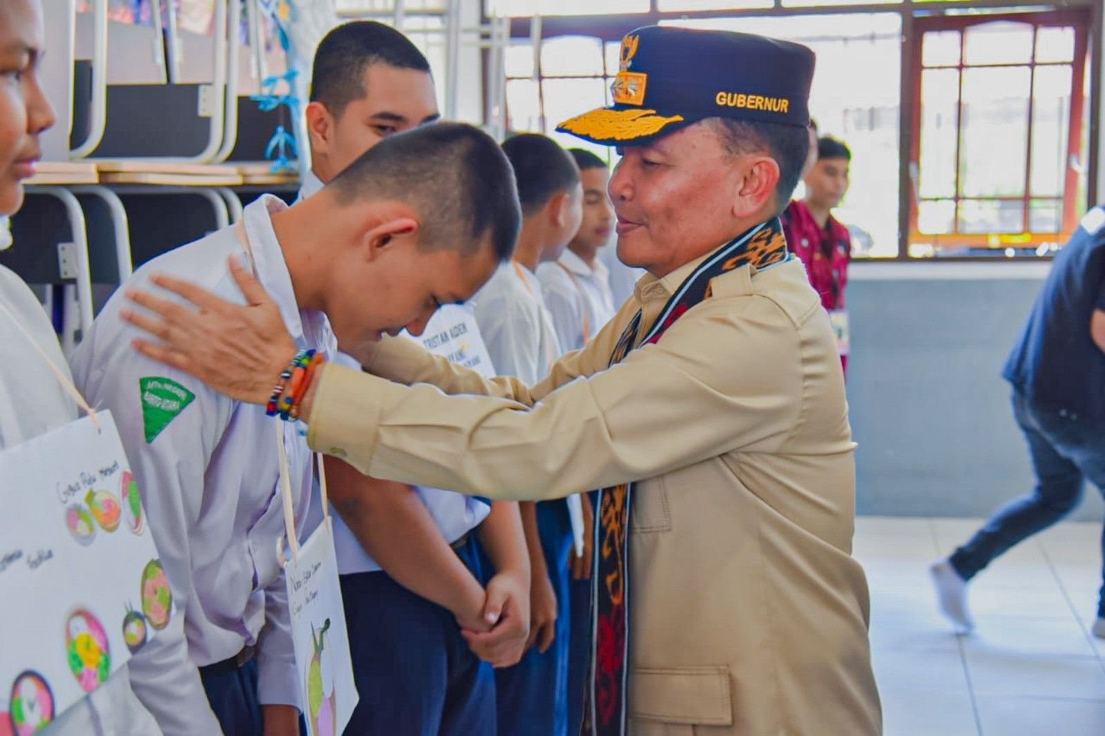 Beri Motivasi Kepada 30 Ribu Siswa Baru SMA/SMK, Gubernur Kalteng Tegaskan Komitmen Pendidikan Gratis Bagi Siswa dari Keluarga Berpenghasilan Rendah