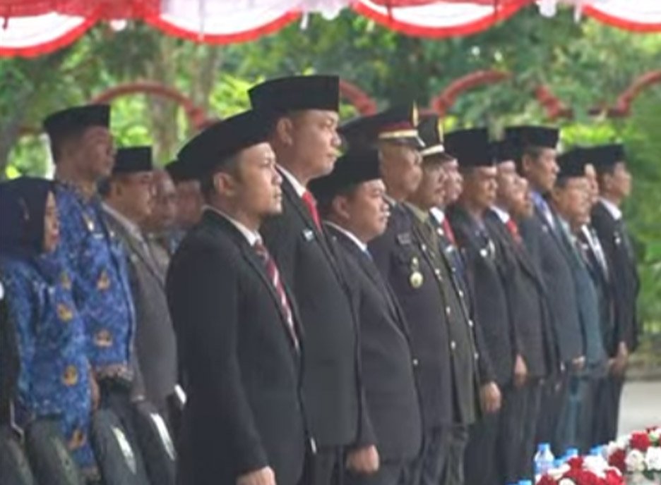 Waket II DPRD Kapuas Berinto Hadiri Upacara Peringatan Hari Lahir Pancasila dan Hari Lingkungan Hidup Sedunia Tahun 2025