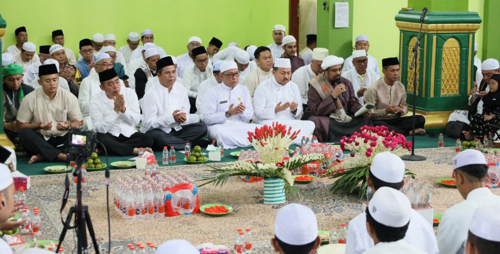 Wabup Herman Susilo Hadiri Haul ke-130 Alimul Allamah Qadhi H Abdush Shamad dan Milad ke-325 Maulana Syekh Muhammad Arsyad Al-Banjari