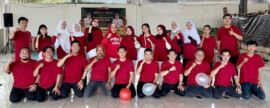 Manajemen dan Karyawan PT Teladan Makmur Jaya Meriahkan HUT ke-80 Kemerdekan RI