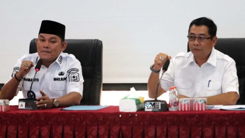 Wabup Mura Pimpin Rapat Verifikasi Penerima Kartu Hebat BLT