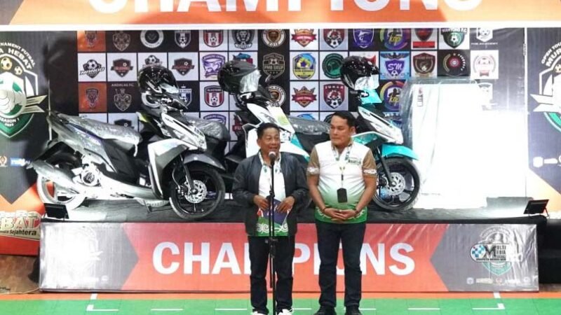 Bupati Heriyus Buka Turnamen Futsal Mura Hebat Season 1