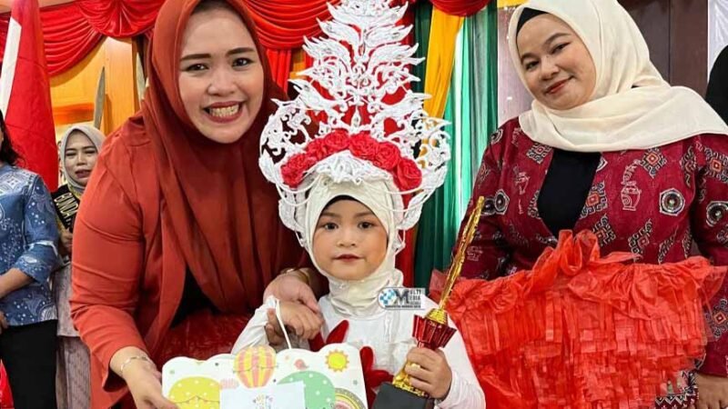 Tingkatkan Kreativitas dan Rasa Percaya Diri, IGTKI Mura Gelar Fashion Show Anak TK