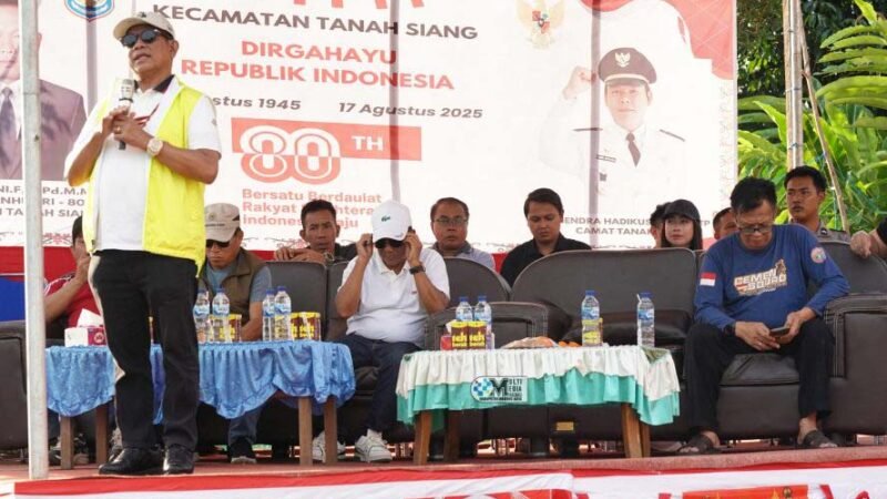 Tutup Turnamen Voli Tanah Siang, Heriyus : Tumbuhkan Semangat Kebersamaan di Tengah Masyarakat