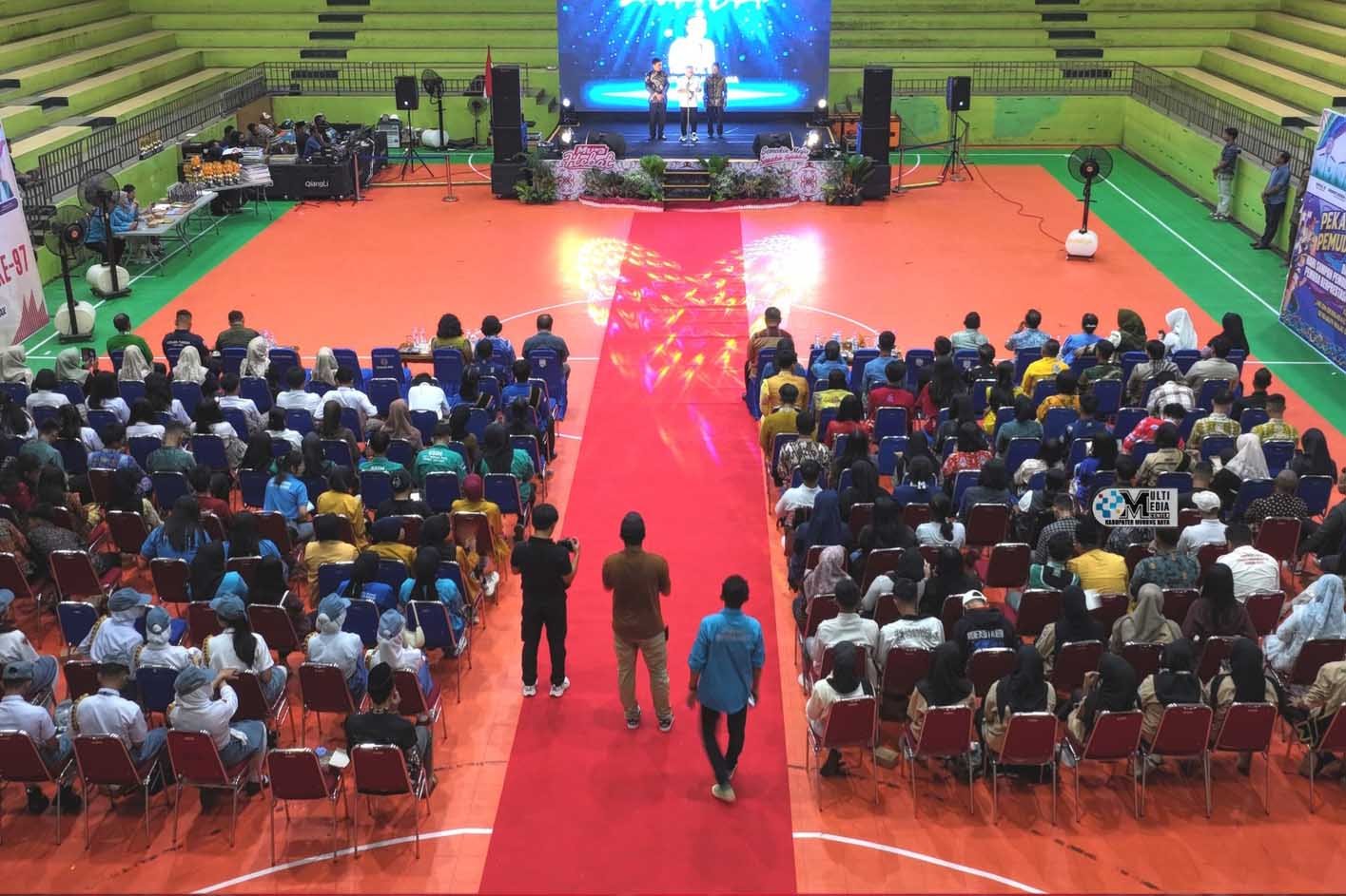 Bupati Mura Hadiri Malam Anugerah Pemuda Berprestasi dan Penutupan Pekan Kreativitas Pemuda