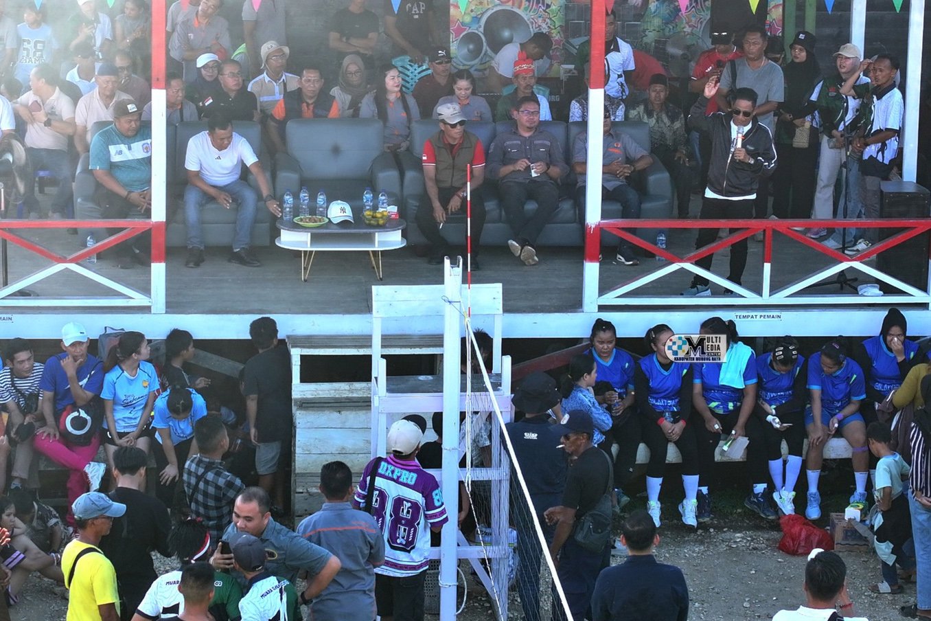 Bupati Murung Raya Hadiri Pertandingan Final Bola Voli Muara Tuhup CUP-02