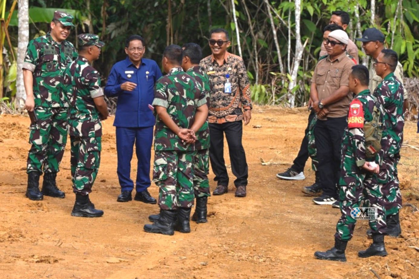 Bupati Heriyus Tinjau Lokasi Pembangunan Yon TP 883/Temanggung Awam dan Markas Kodim 1012/Murung Raya