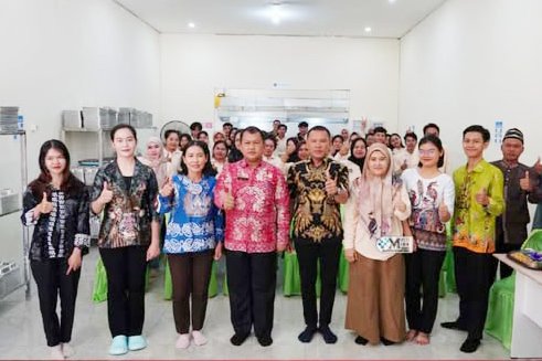 Pastikan Kualitas dan Keamanan Pangan, Pemkab Mura Gelar Pelatihan Penjamah Makanan Bagi Relawan SPPG