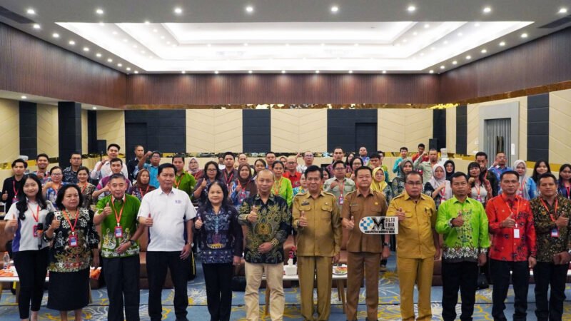 Plt Sekda Mura Buka Bimtek Penyelenggaraan Statistik Sektoral Perkuat Implementasi Kebijakan SDI