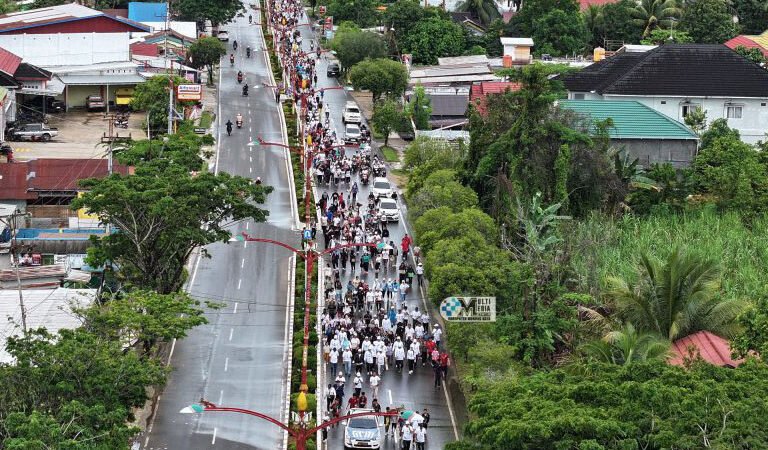 Pemkab Mura Gelar Senam Bersama, Jalan Sehat dan Cek Kesehatan Gratis