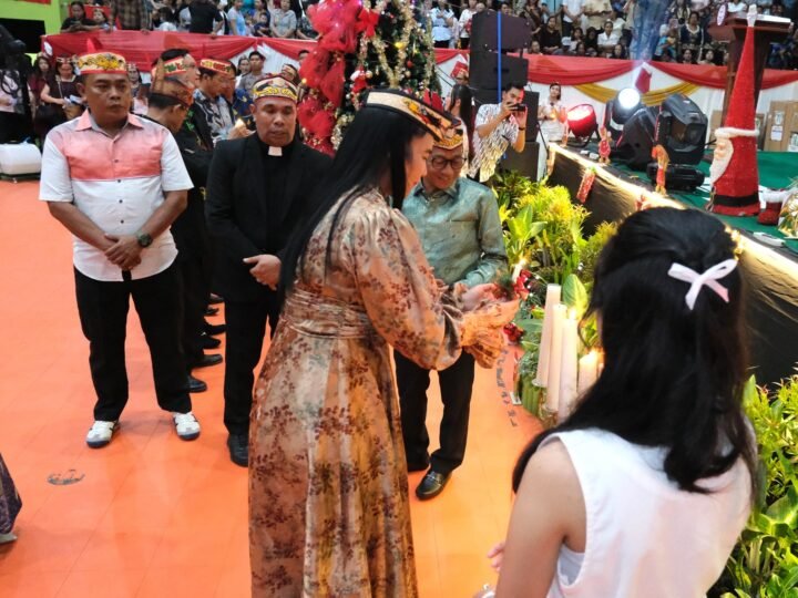 Bupati Mura Hadiri Ibadah dan Perayaan Natal Oikumene ASN, TNI, Polri dan Masyarakat