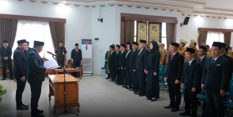 Bupati H Bahrul Ilmi Kembali Melantik Dua Pejabat Eselon III, Satu Pebajat Fungsional dan 53 Kepala Sekolah
