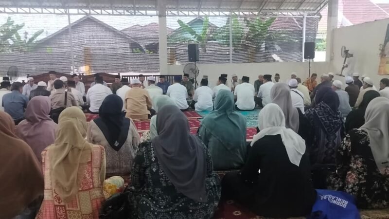 Jalin Silaturahmi, Bupati H Bahrul Ilmi Buka Puasa Bersama Pejabat Pemkab Batola