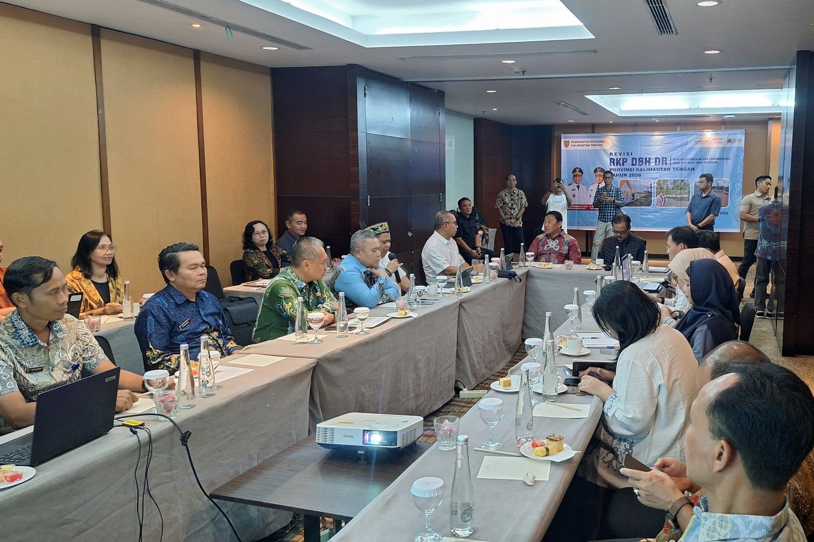 Wagub Kalteng Pimpin Pertemuan Dengan Stakeholders Bidang Kehutanan