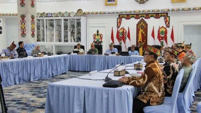 Plt. Sekda : Program KHBS Komitmen Pemprov Kalteng Pastikan Masyarakat Peroleh Perlindungan dan Dukungan Tepat Sasaran