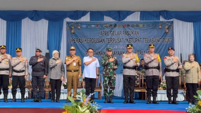 Plt. Sekda Kalteng Hadiri Apel Gelar Pasukan Operasi Ketupat Telabang 2026