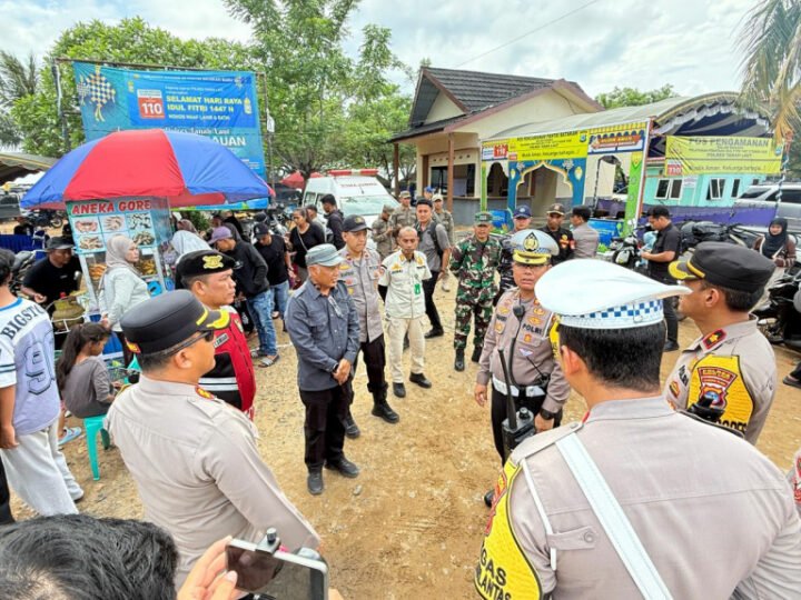 Dirlantas Polda Kalsel Didampingi Kapolres Tanah Laut Cek Jalur Menuju Pantai Batakan Baru