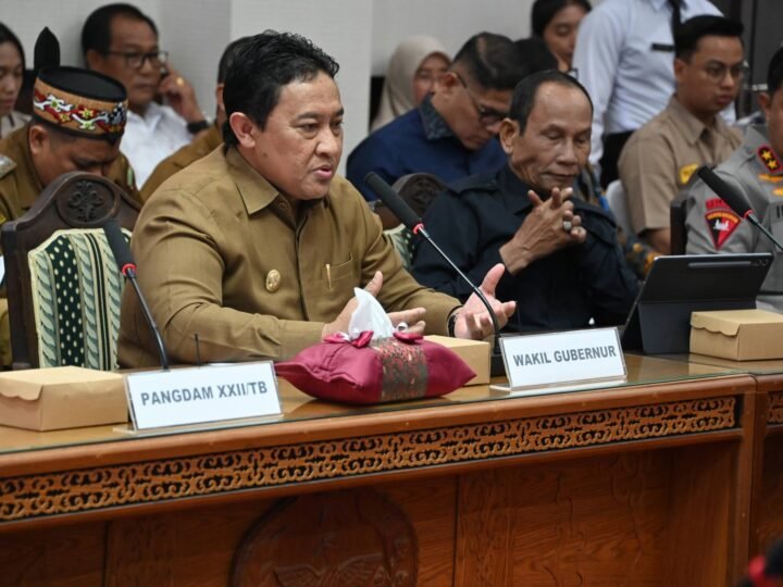 Wagub Ikuti RDP DPRD Kalteng Bersama APR-KT