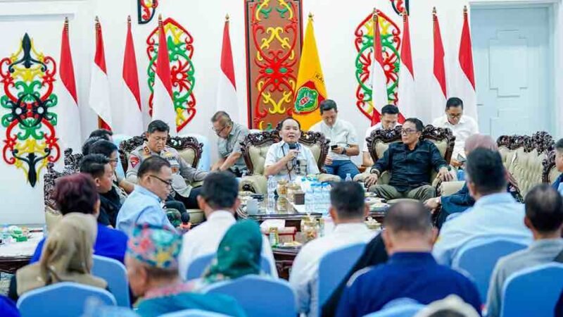 Dialog Bersama Serikat Buruh, Gubernur Kalteng Tekankan Pentingnya Penyampaian Aspirasi Secara Konstruktif