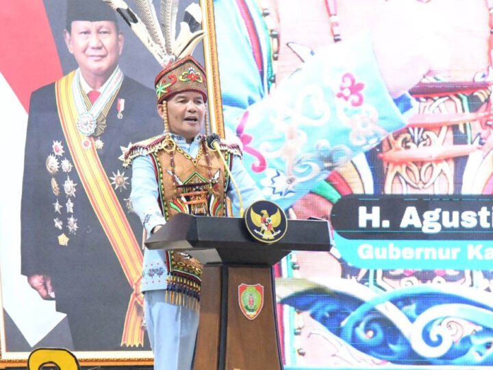 Lantik Pengurus DAD dan BATAMAD se-Kalteng, Gubernur Ajak Perkuat Peran Adat Jaga Harmoni Daerah