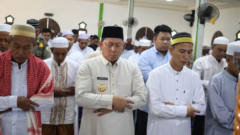 Bupati Batola Shalat Idul Adha 1447 Hijriah di Masjid Jami’iatul Khairat Tabunganen