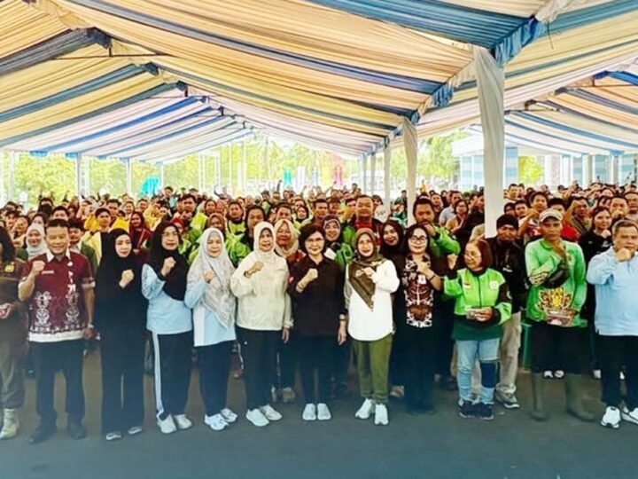 Pembagian Daging Kurban Iduladha 1447 H Bagi Mahasiswa, Pengemudi Ojol Serta Pekerja Lingkup Pemprov Kalteng
