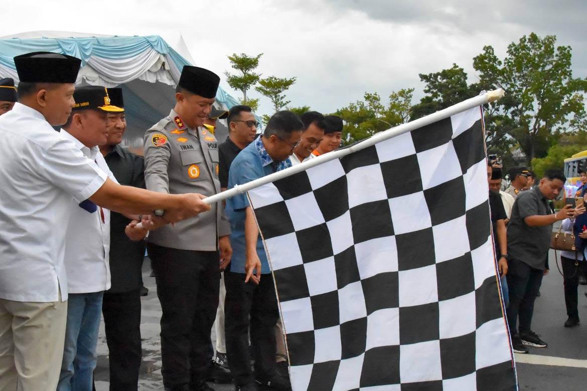 Gubernur Kalteng Agustiar Sabran Lepas Mudik Gratis