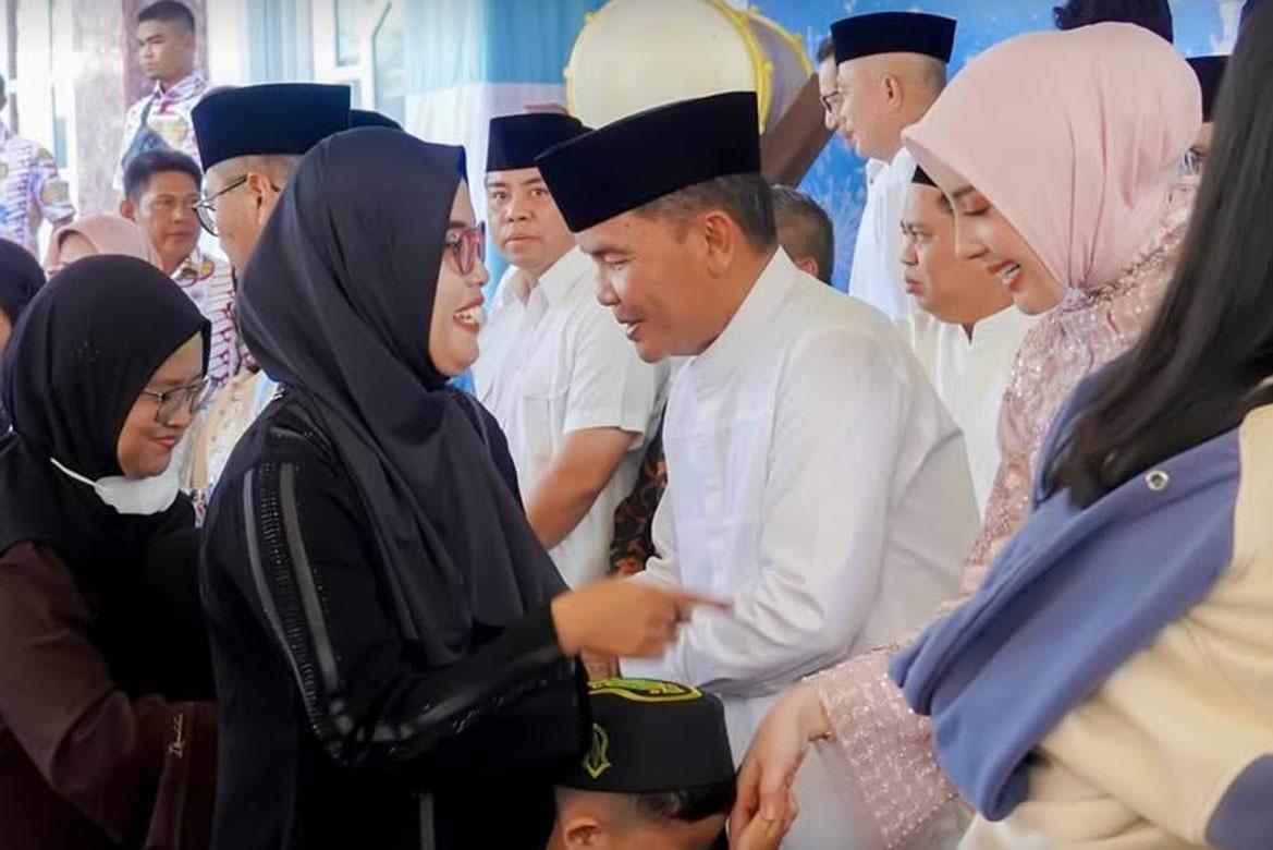 Gubernur Kalteng Gelar Open House Lebaran di Istana Isen Mulang
