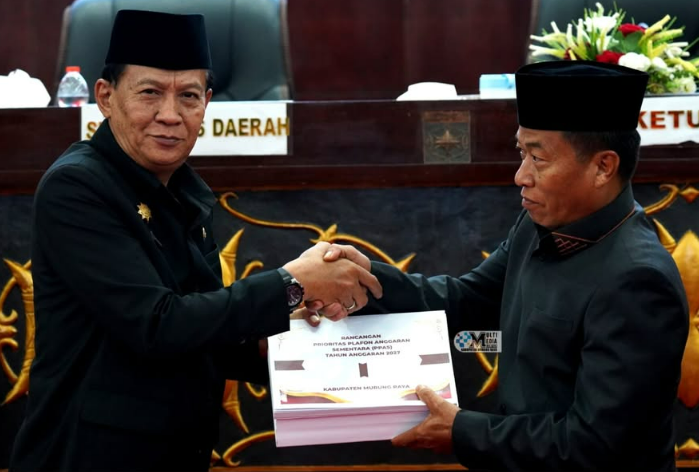 Pemkab Mura Serahkan Rancangan KUA-PPAS APBD 2027 ke DPRD